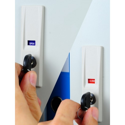 JAN NOWAK - Kovová policová skříň se zámkem  a posuvnými dveřmi BUKA  - bílá  - rozměr 185x90 cm 